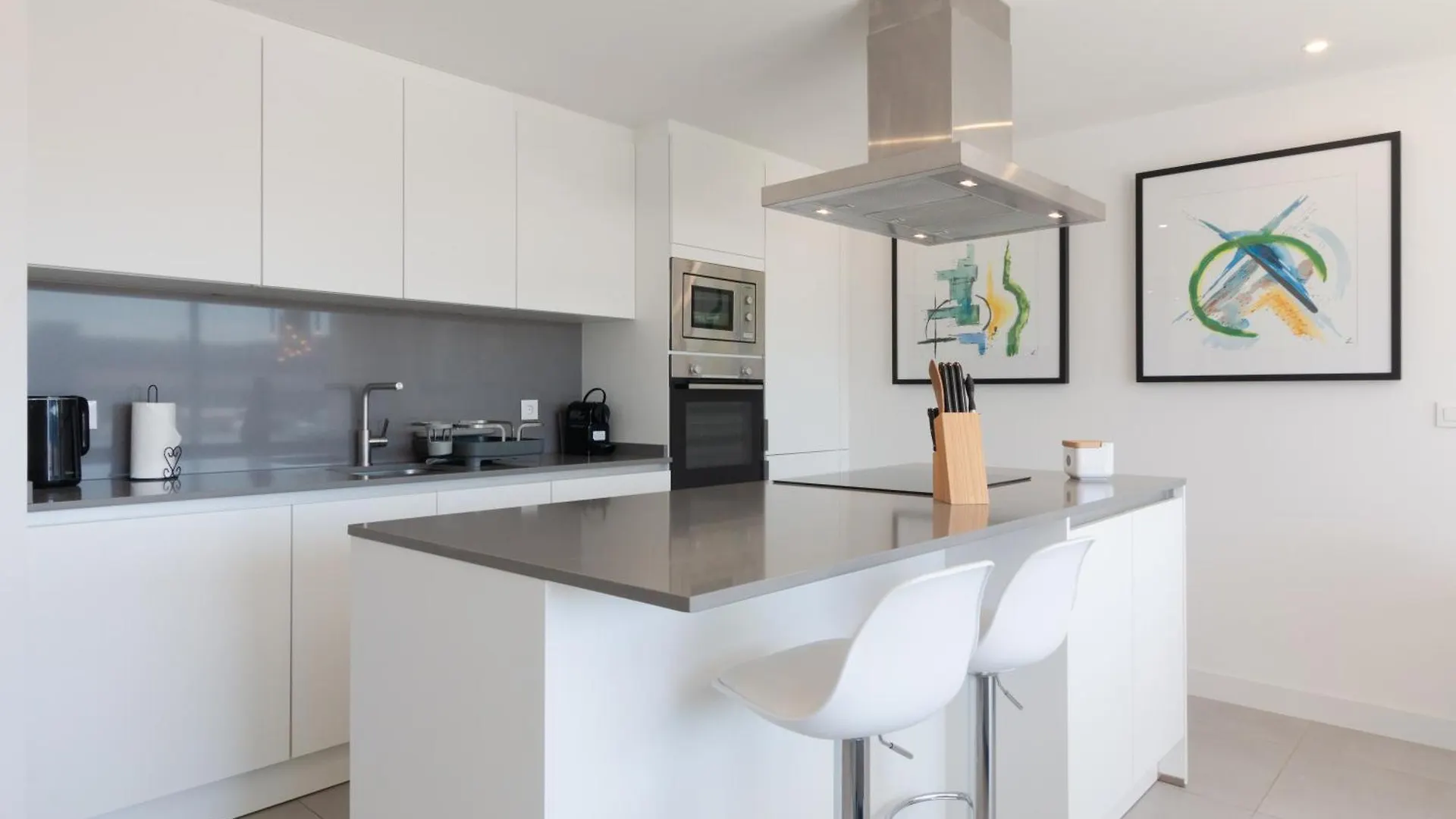 Oasis 325 First Floor Apartment Estepona