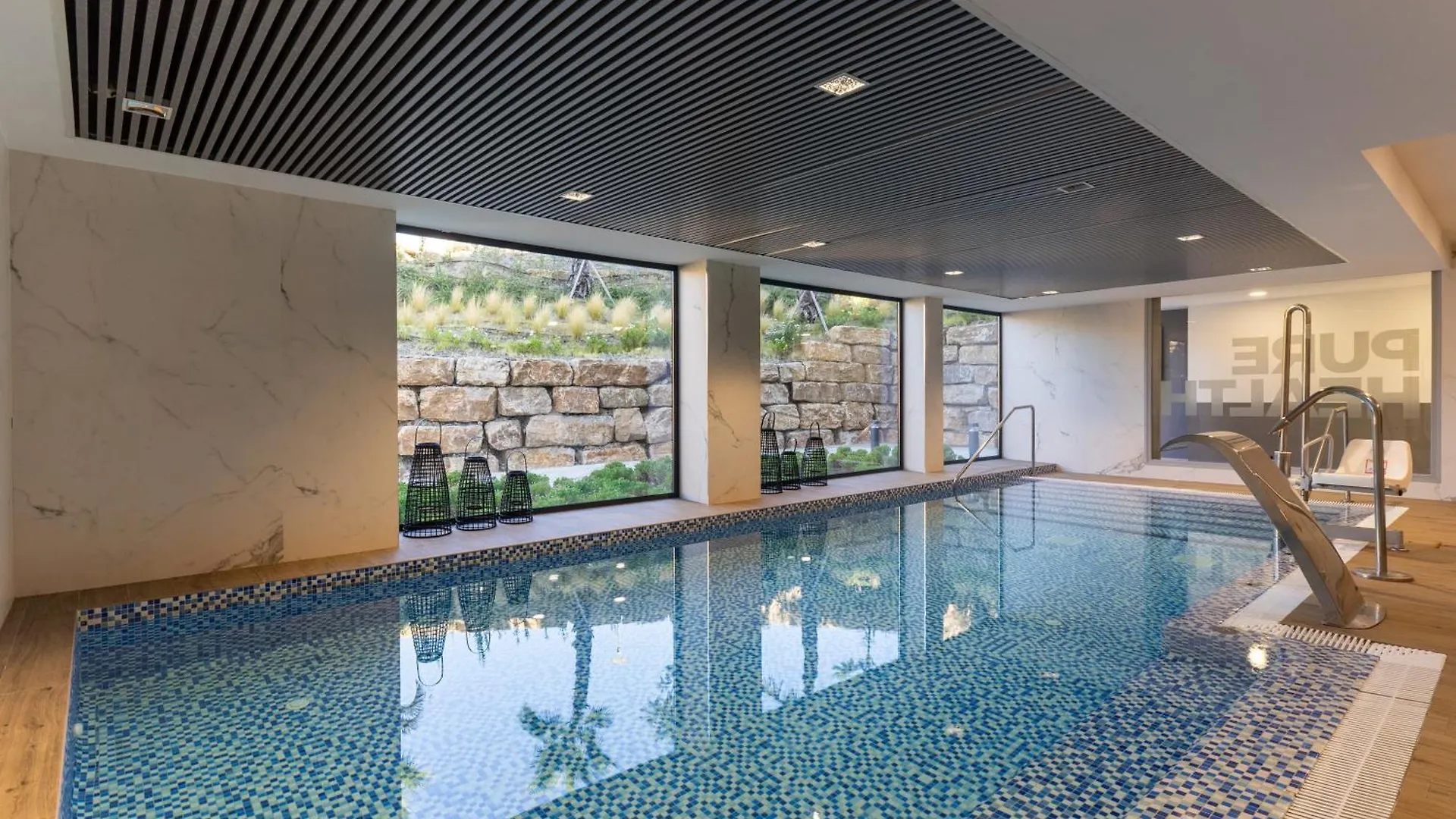 Oasis 325 First Floor Apartment Estepona