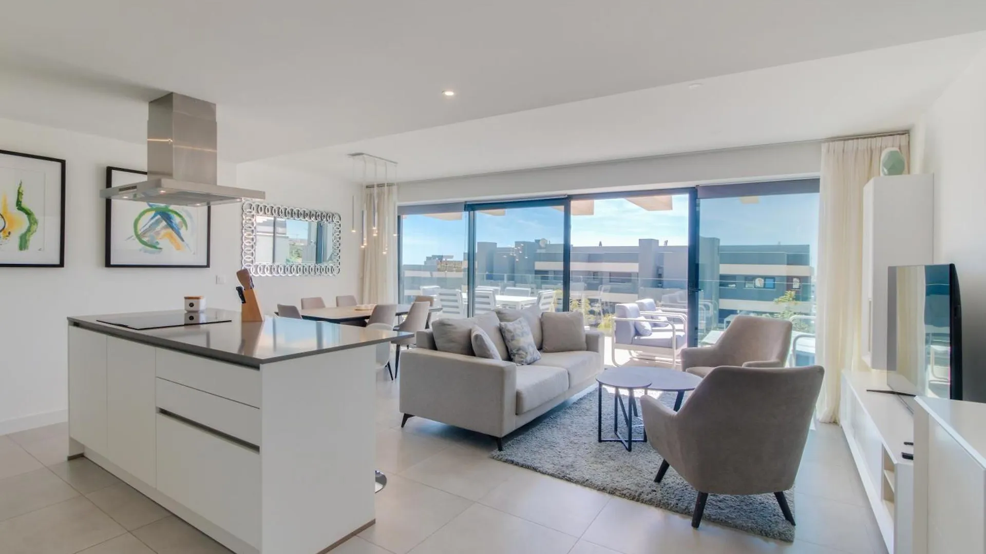 Oasis 325 First Floor Apartment Estepona 0*,